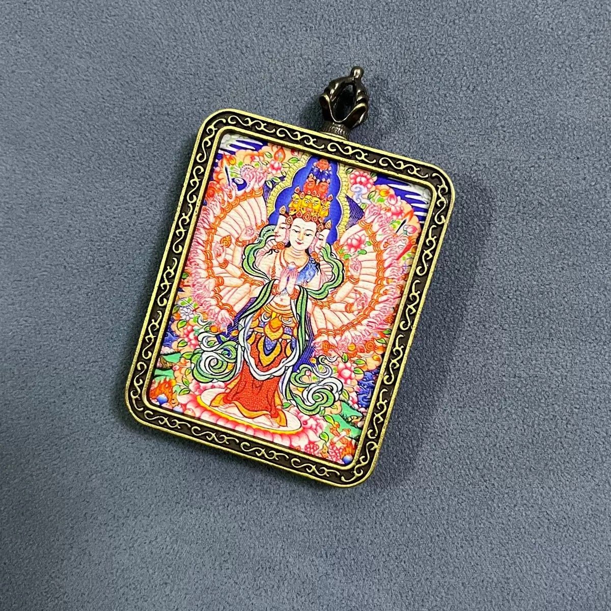 Thousand-Hand Guanyin Tangka Portable Thangka Buddha Plaque05